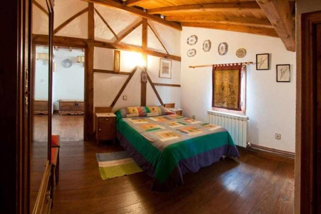 Casa Rural Lucia Es Una Casa Rural Amplia Con Pat Cabezas Bajas Eksteriør billede
